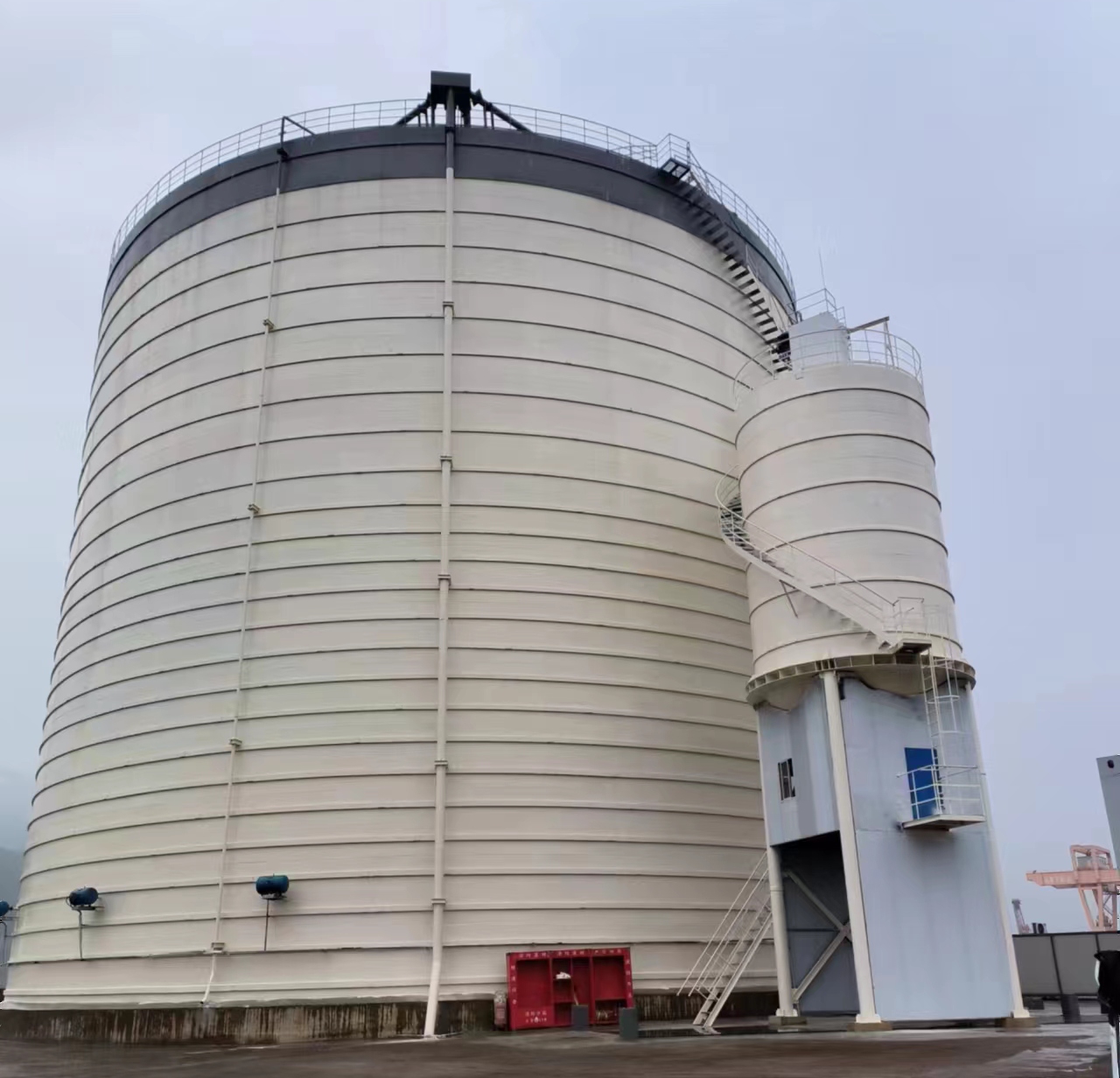 曲松10万吨水泥钢板库